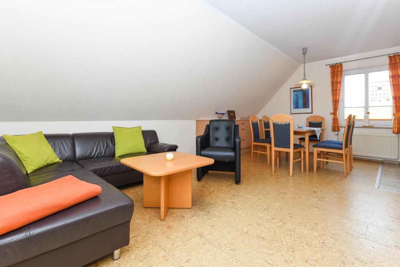 Ferienwohnung Juist Inselhaus Am Deich Neuharlingersiel Dış mekan fotoğraf